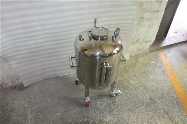 液位显示压力桶