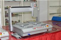 <b>高粘度硅胶点胶机厂家</b>